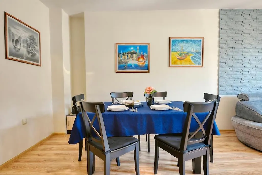 Comfort In Center Varna Apartment